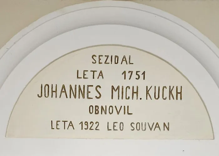 Sviti Touras By Town Hall Apartamento *