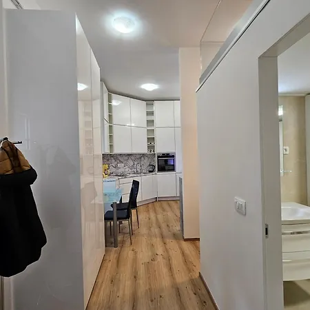 Sviti Touras By Town Hall Liubliana